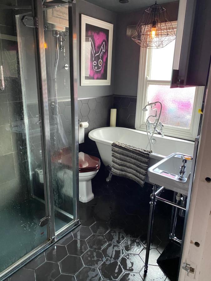 Luxury 2 Bedroom Flat Heart Of Camden Londres Exterior foto